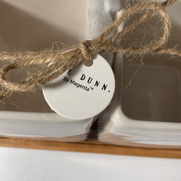 NWT Rae Dunn ceramic BEE KIND BEE YOU brush or pen holder on wooden base - Picture 4 of 5